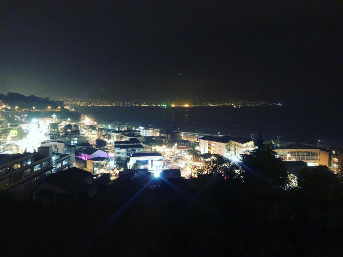 Arka Hostal 비냐델마르 외부 사진